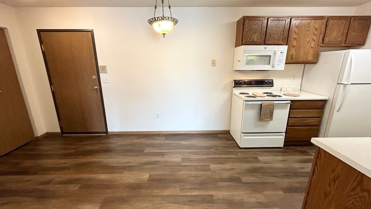 Evans Place 1 - Photo 6 of 47