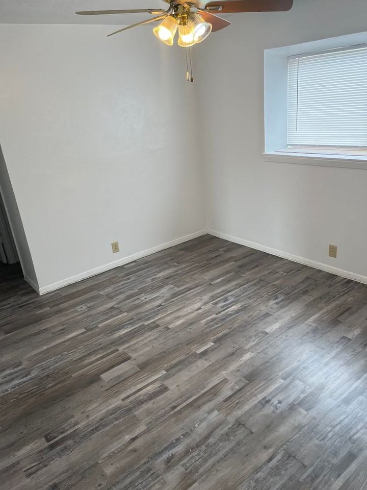 All Bills Paid 1 Bedroom 2 Bedroom  1 Bath - Photo 7 of 12