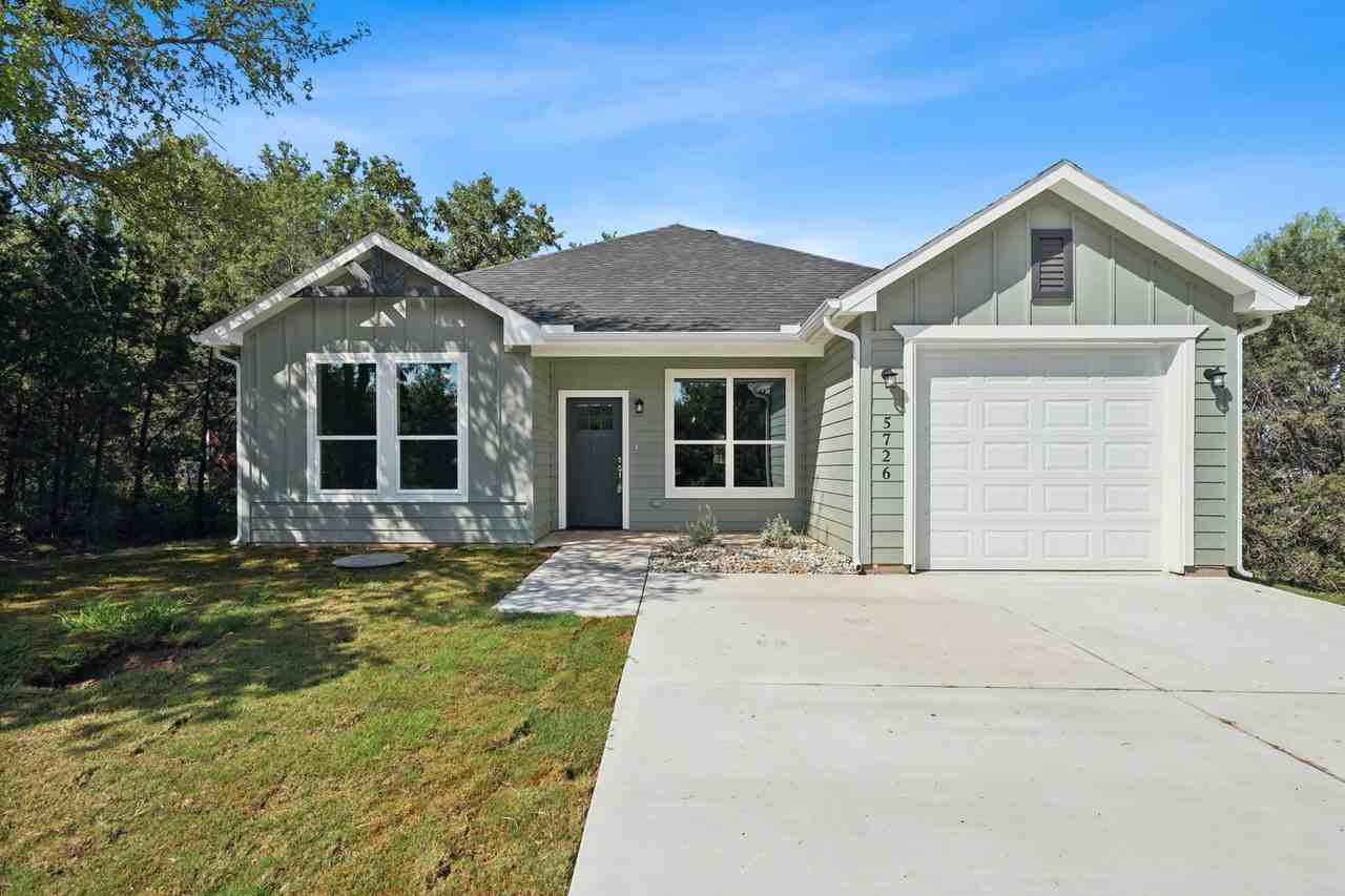 5726 Barkridge Dr - Photo 2 of 35