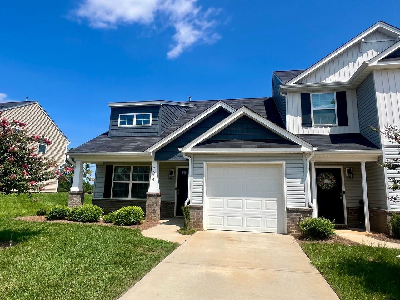 7564 Oliver Park Dr - Photo 3 of 28