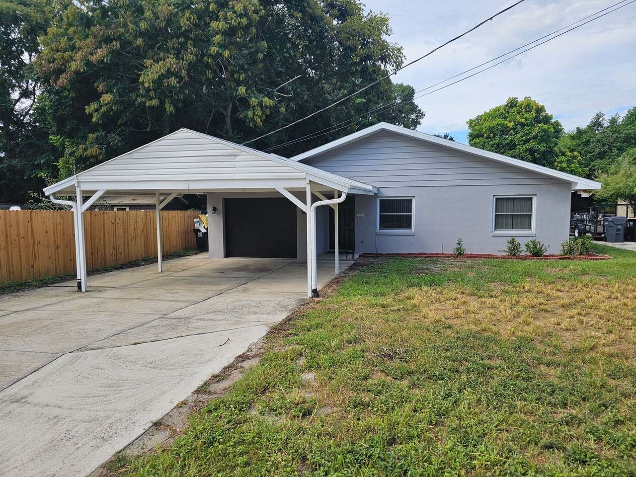 253 W Lake Ina Dr - Photo 2 of 24