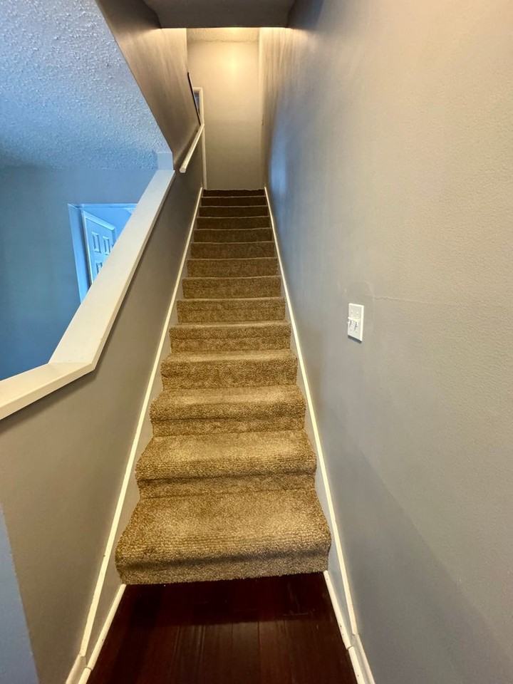 Lakewood Pl - Photo 3 of 7