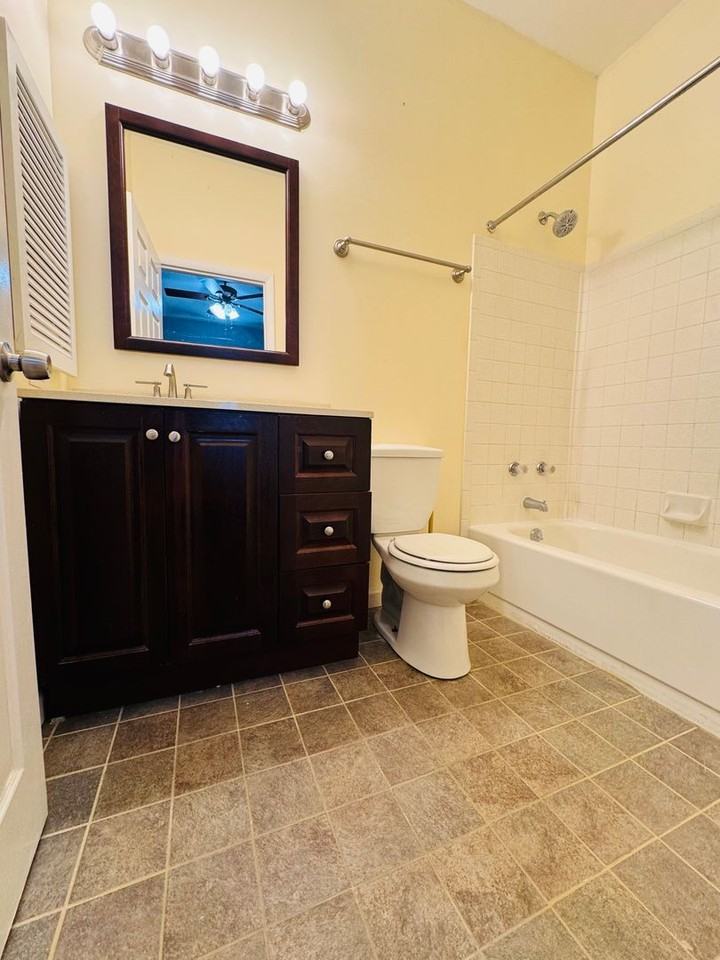 Lakewood Pl - Photo 7 of 7