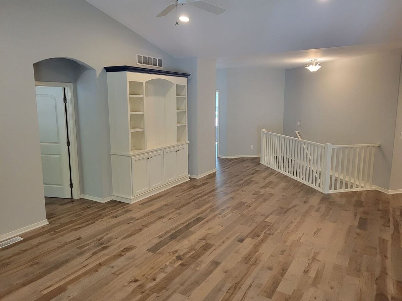 16480 Springvale Ct - Photo 2 of 50