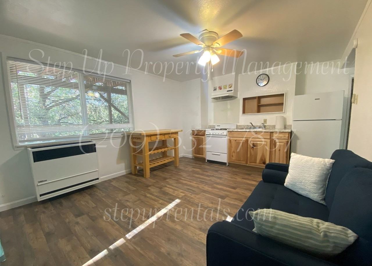 Mount Everest 17350 - Photo 3 of 8