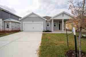 featured image of 391 Wren Ln
