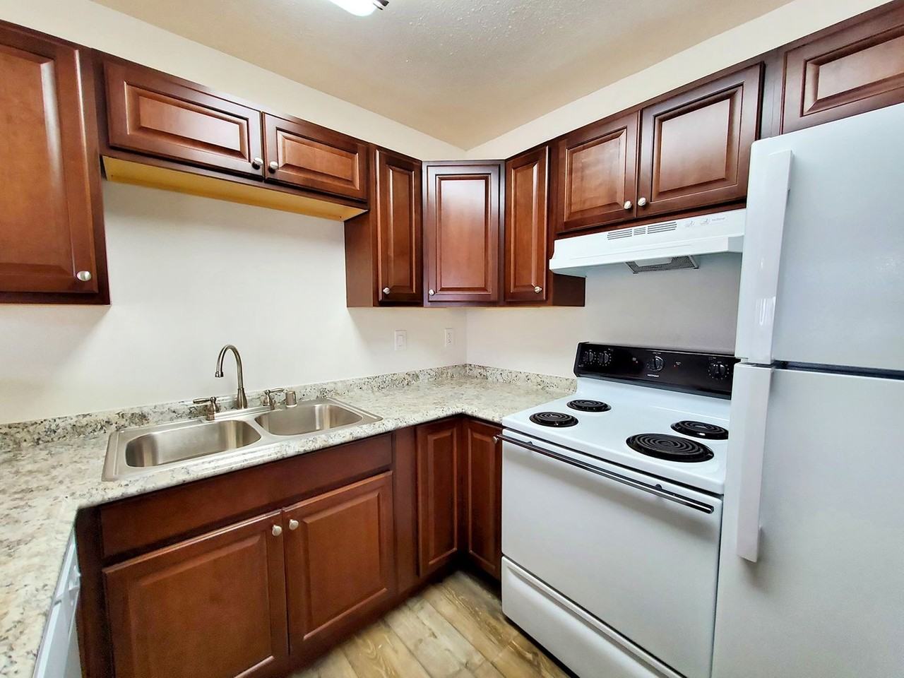 Regency Park - Photo 6 of 20