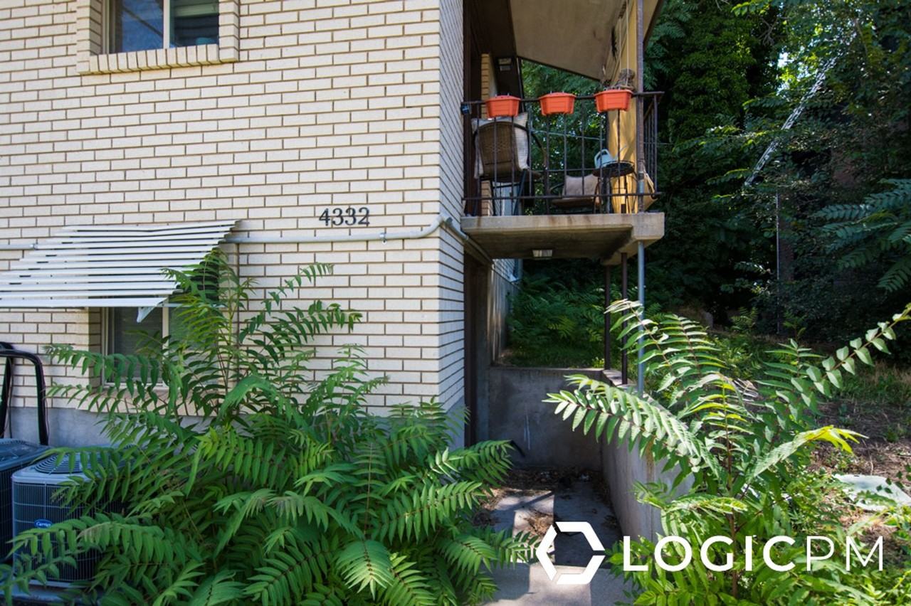 4332 Adams Ave - Photo 3 of 17