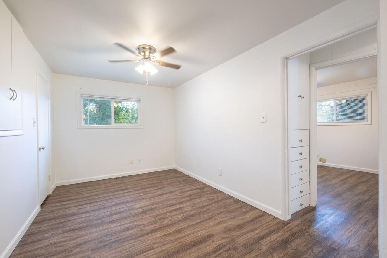 1028 E Mansfield Ave Rear - Photo 3 of 15