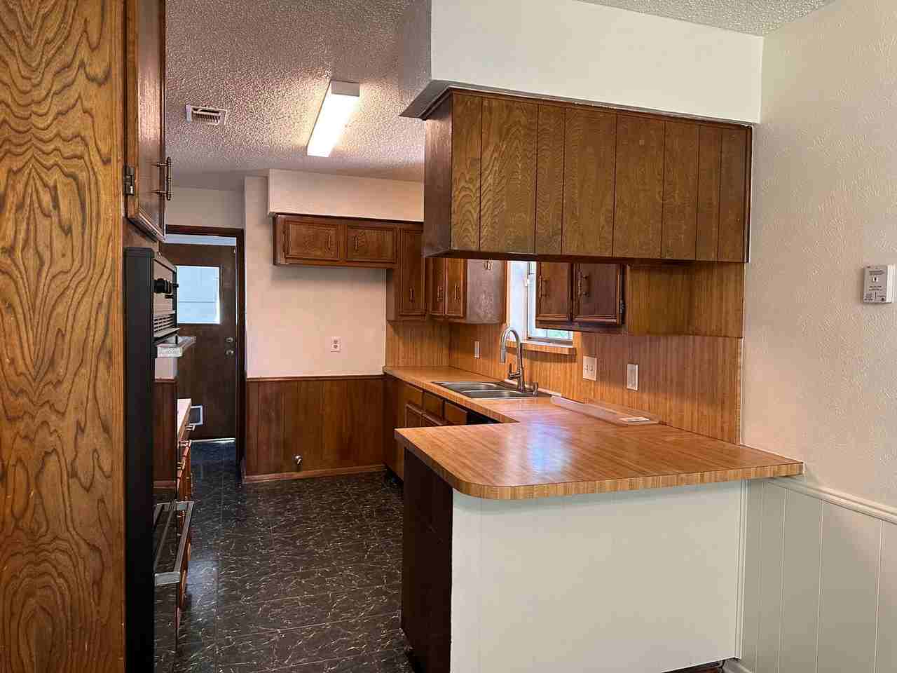 4715 Ridgeline Dr - Photo 5 of 20