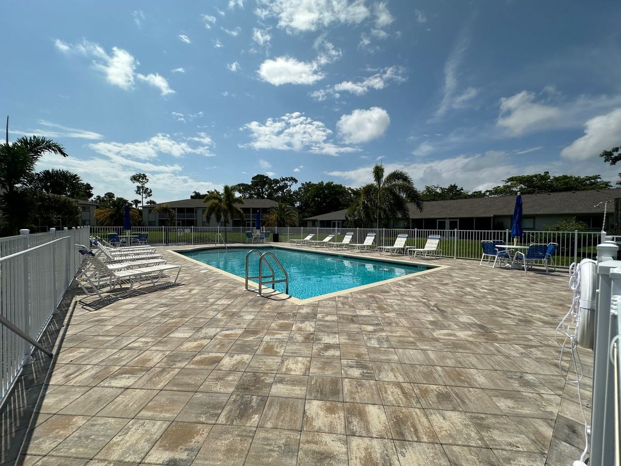 2370 Naples Trace Cir #8 - Photo 2 of 3