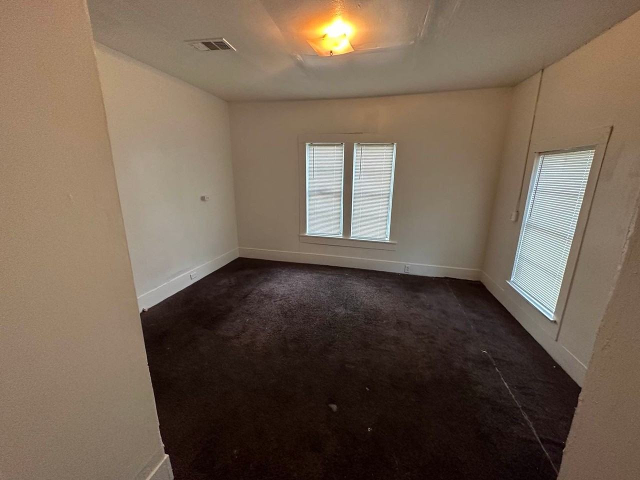 1221 Taylor St - Photo 6 of 9