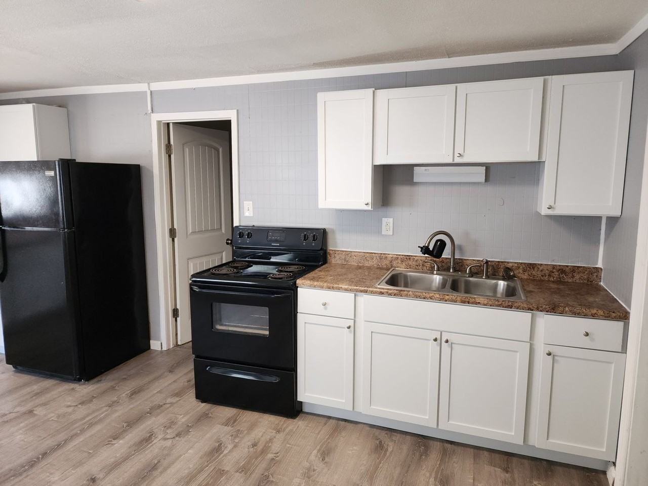 3839 W Rock Creek Rd - Photo 2 of 27