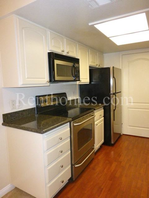 12043 Alta Carmel Ct #122 - Photo 3 of 23