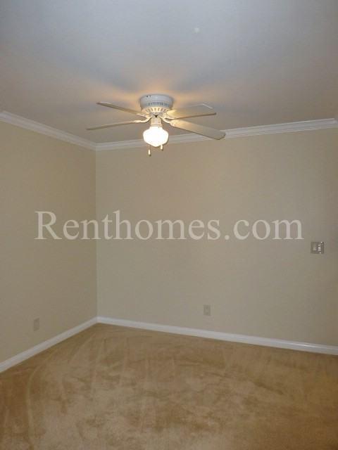 12043 Alta Carmel Ct #122 - Photo 6 of 23