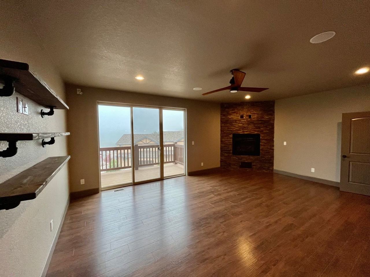 5710 Canyon Reserve Hts - Photo 4 of 25