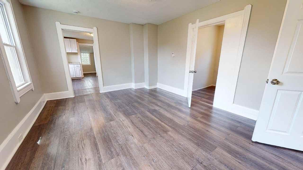 3162 W 43rd St - Photo 6 of 50