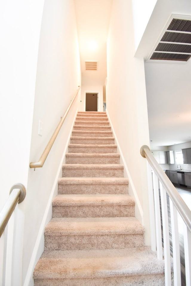 114 Welborn St - Photo 7 of 23