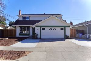 featured image of 39025 Donner Way