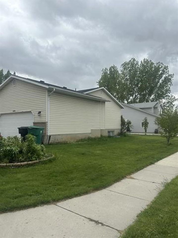 6648 S Alfred Way - Photo 2 of 18