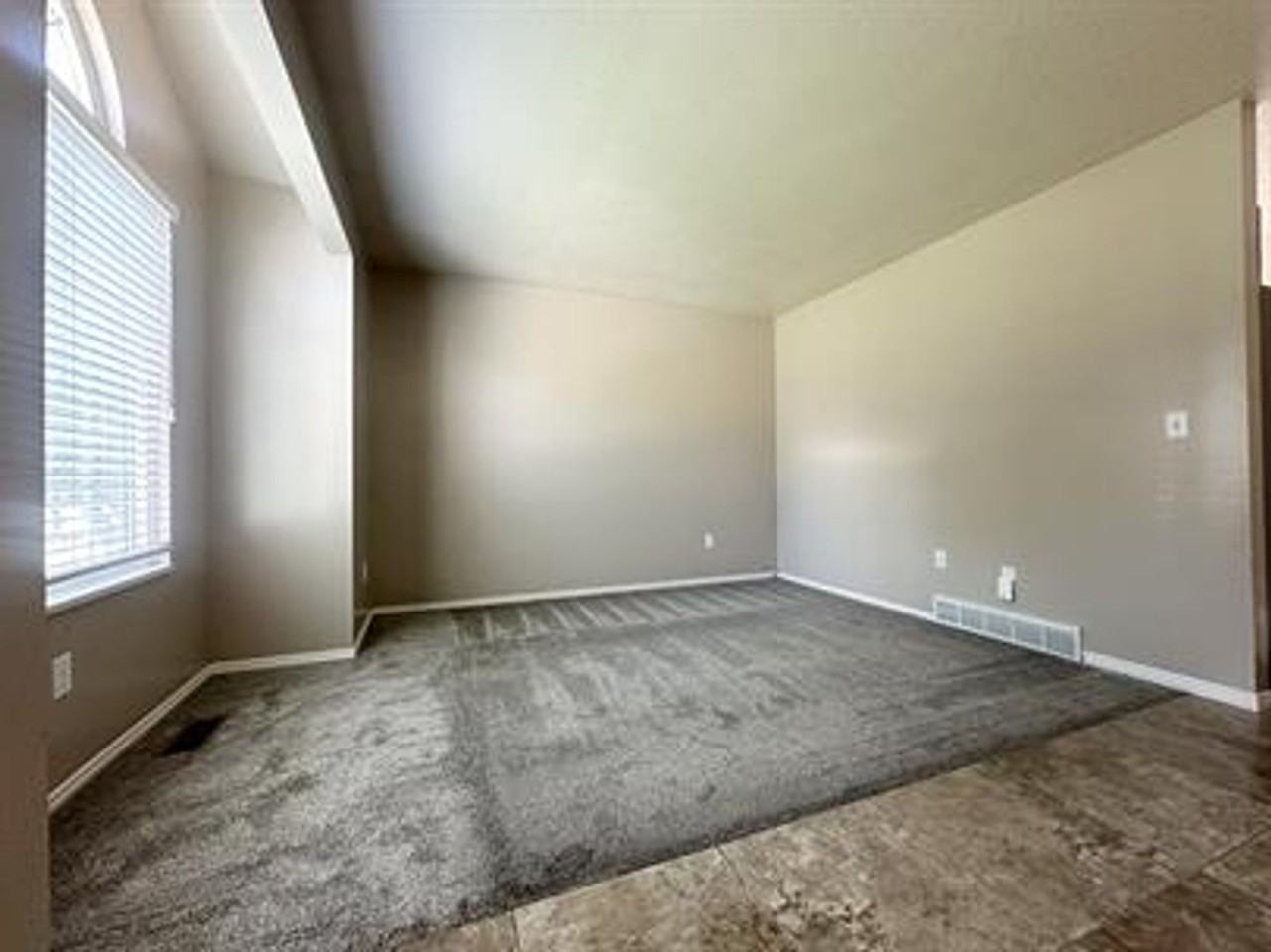 6648 S Alfred Way - Photo 7 of 18