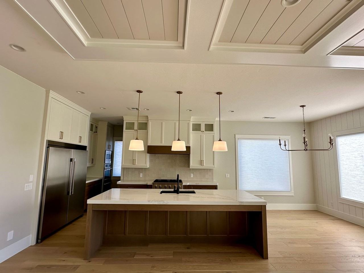 3141 S Newport Dr - Photo 7 of 45