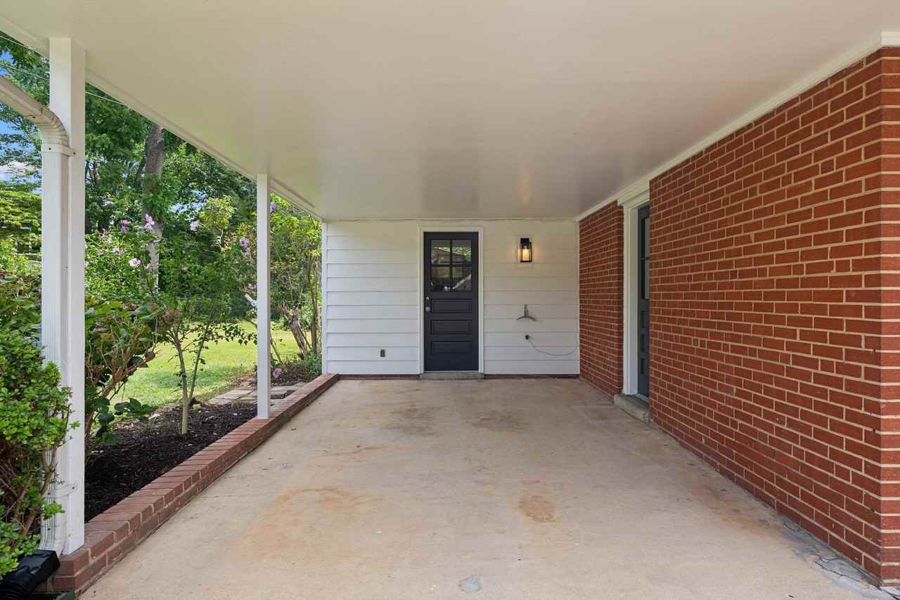 5317 Oldcastle Ln - Photo 2 of 36