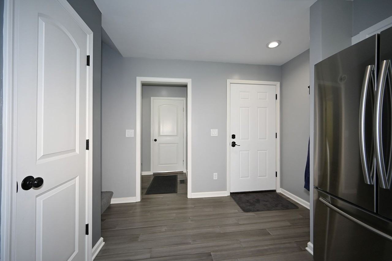 15492 Nw 123rd St - Photo 3 of 23