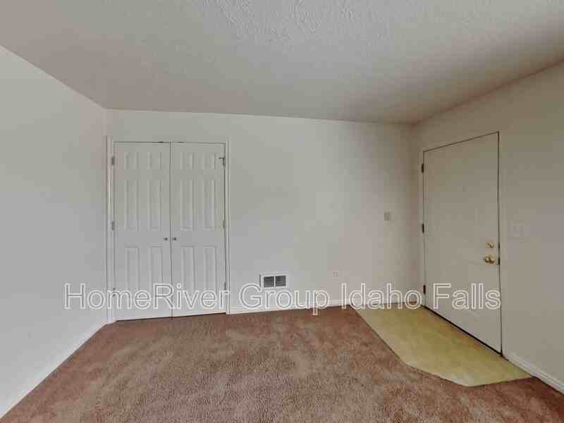 1350 Midway Ave #2 - Photo 7 of 16
