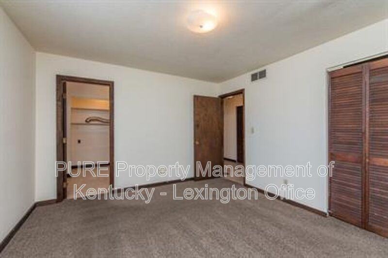 796 Ridgeview Dr - Photo 6 of 25