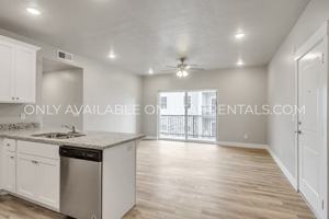 featured image of 1128 Se #7203