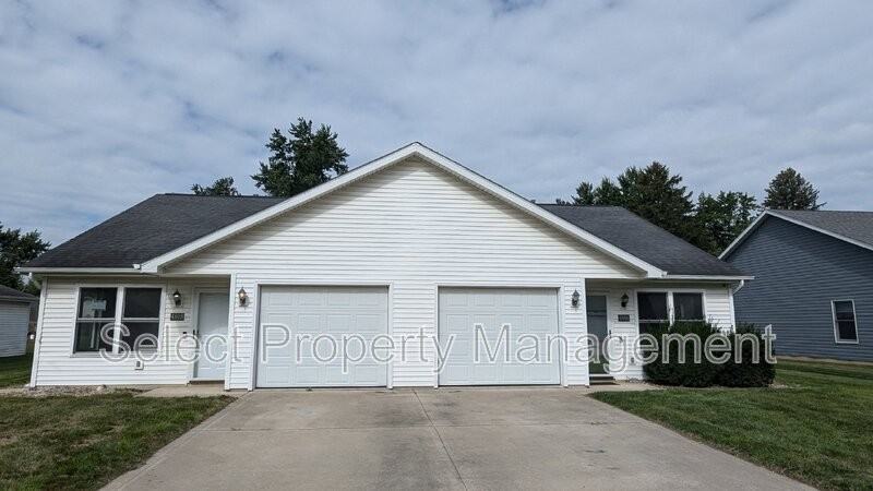 4806 Tyrone Rd - Photo 2 of 22