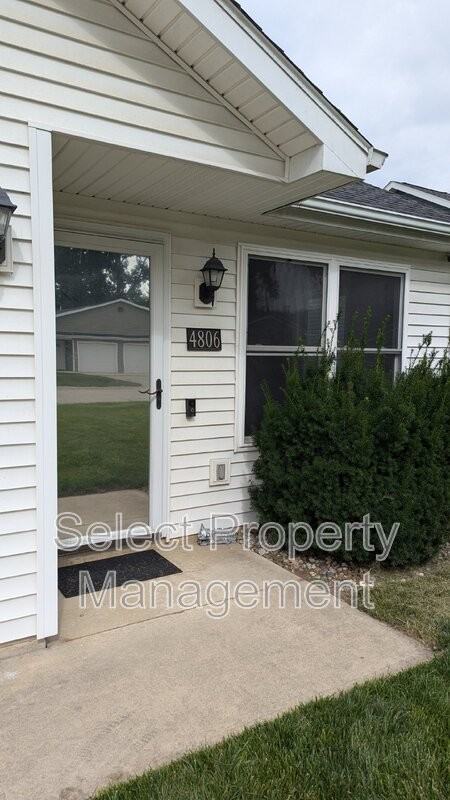 4806 Tyrone Rd - Photo 3 of 22