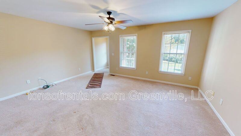 863 Mcabee Rd - Photo 4 of 13
