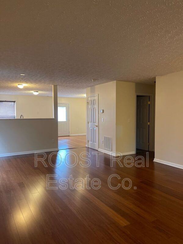 8003 Beardsley Ave - Photo 2 of 15