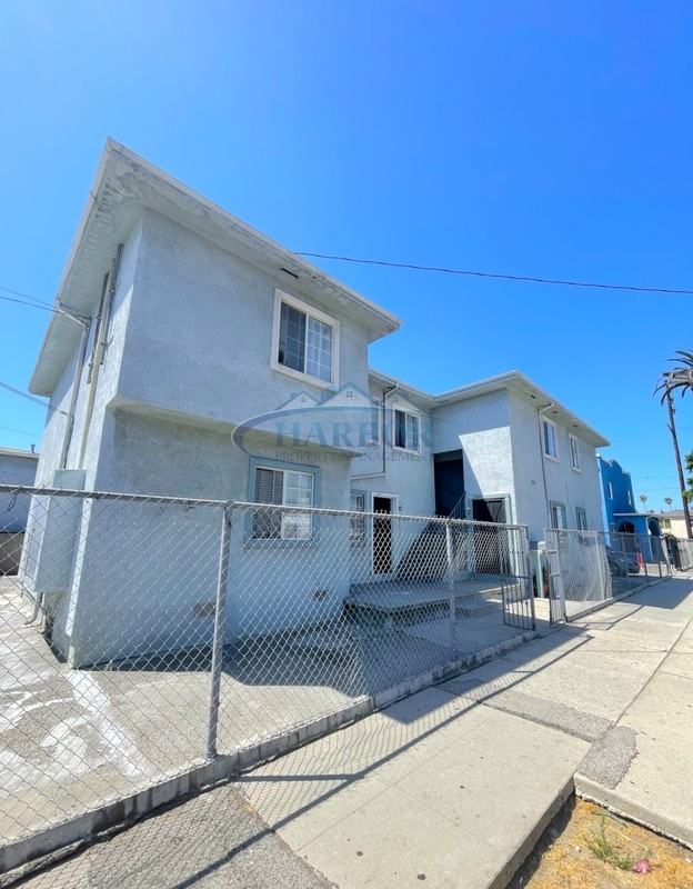 216 E Opp St - Photo 2 of 12