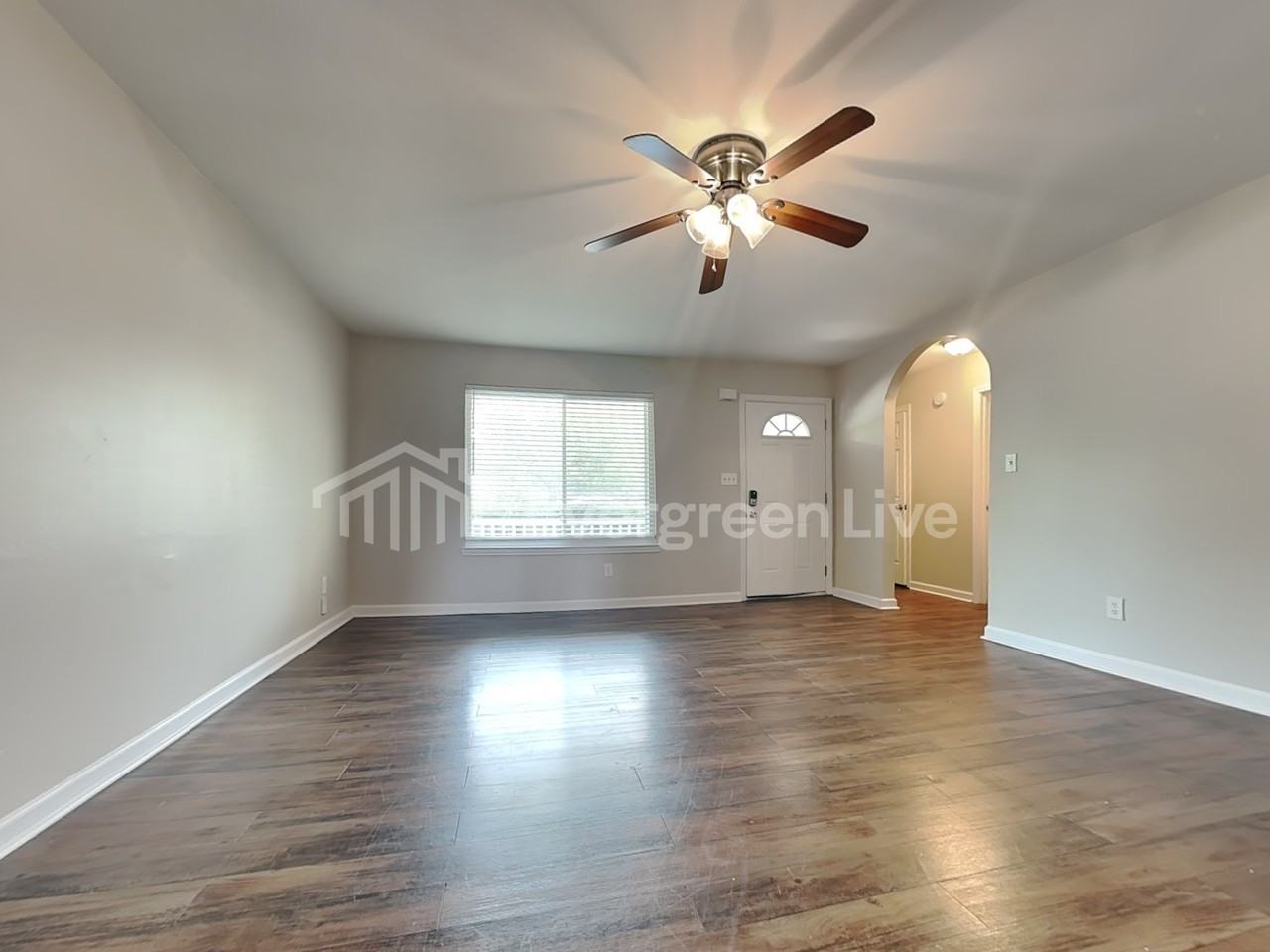 402 Tina Hely Ct - Photo 2 of 15