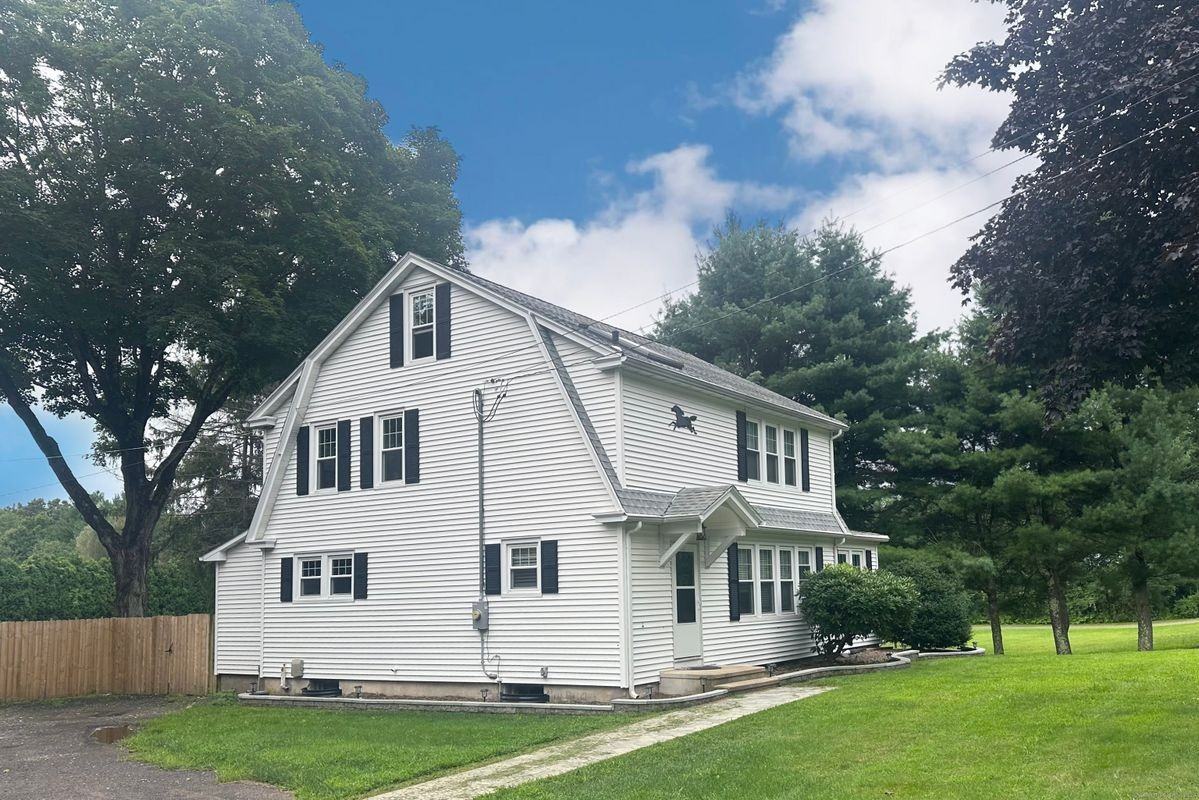 2174 Durham Rd - Photo 2 of 24