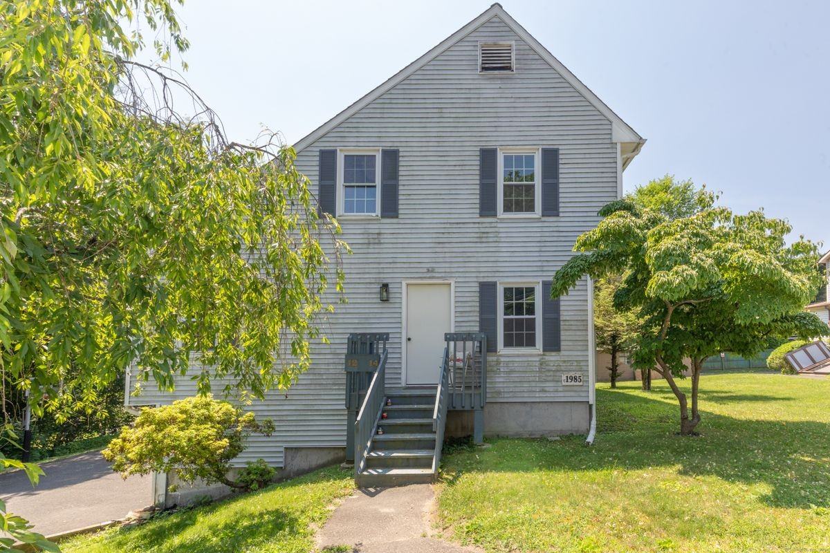 12 Beach St ## 14 - Photo 3 of 22