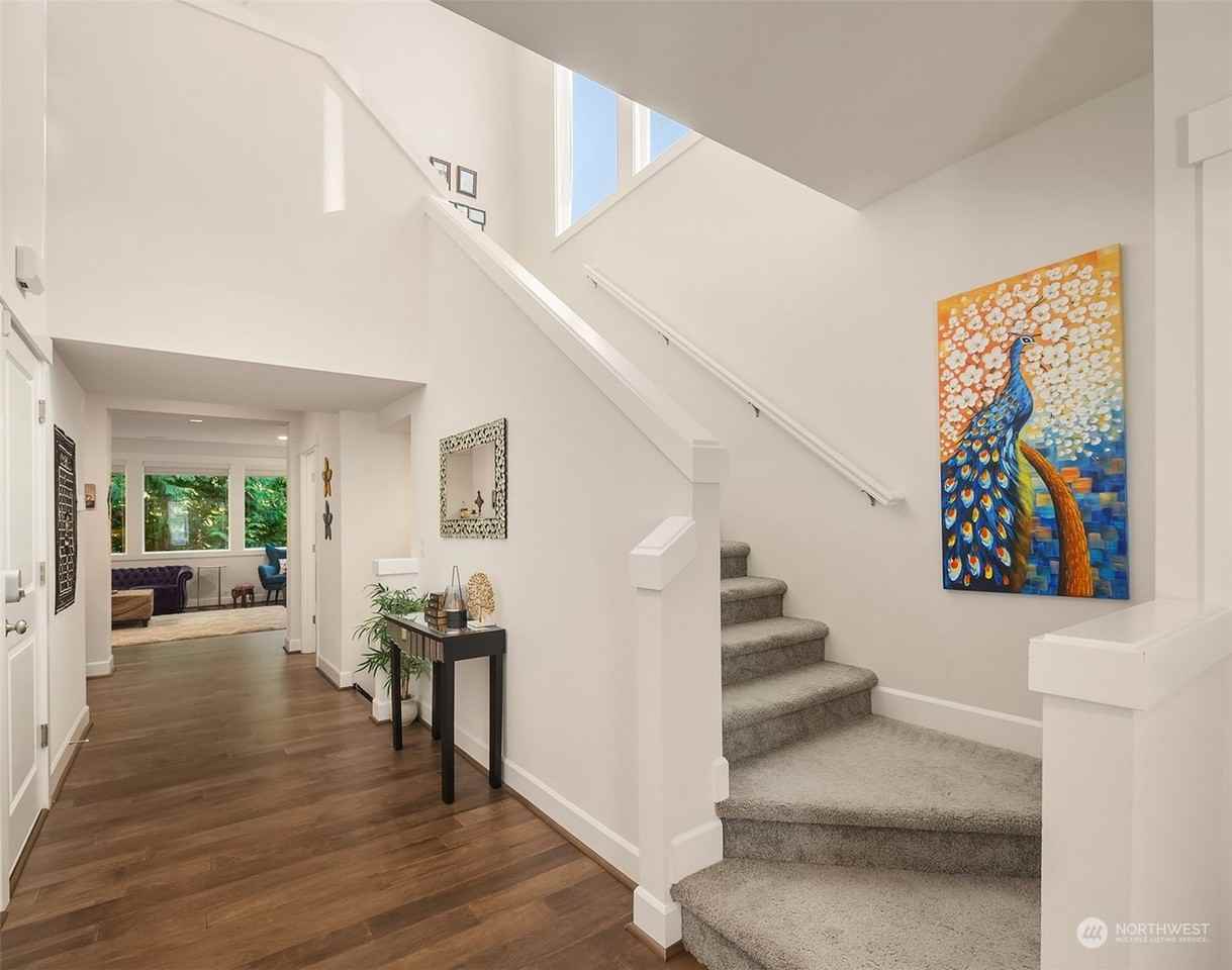 22363 Se 43rd Pl #NA - Photo 3 of 31