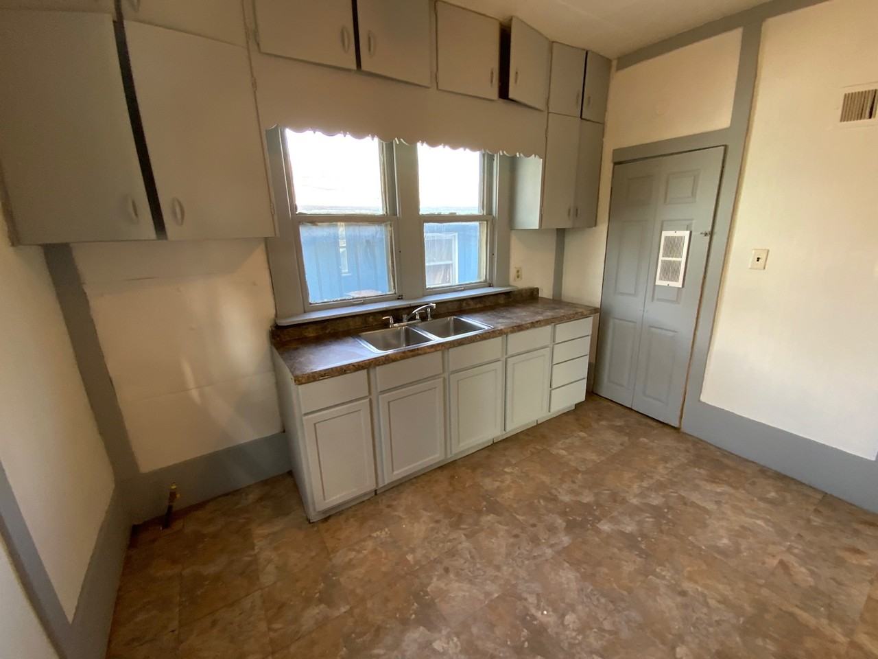 1308 Lape St #NA - Photo 5 of 14