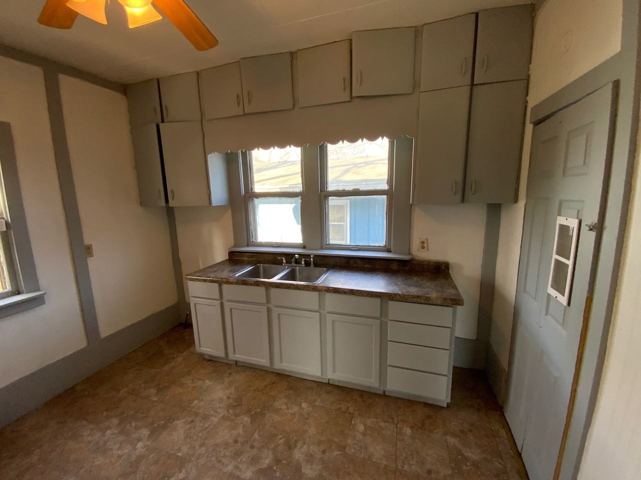 1308 Lape St #NA - Photo 6 of 14