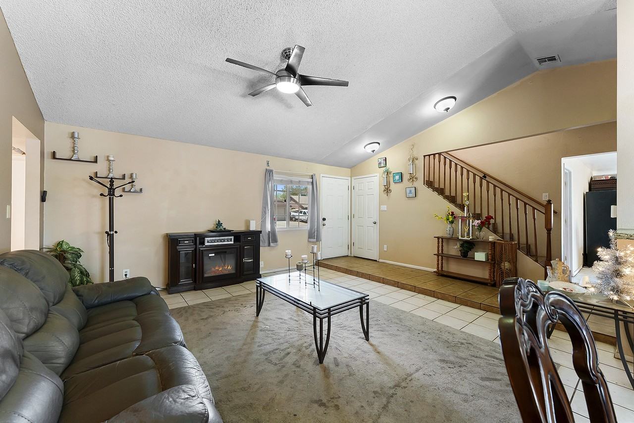 2326 E Folley St #3MASTER - Photo 6 of 28