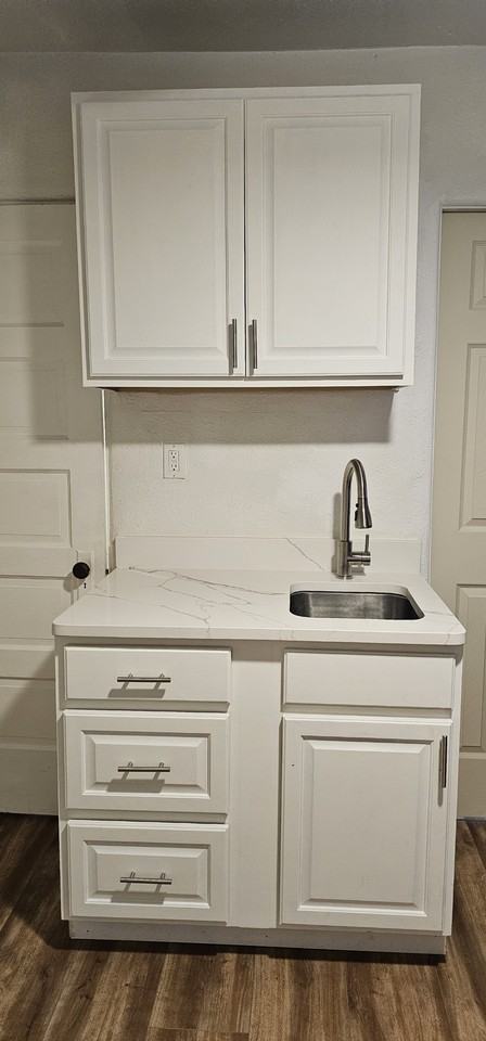 408 Keleher Ave Nw #NA - Photo 2 of 14