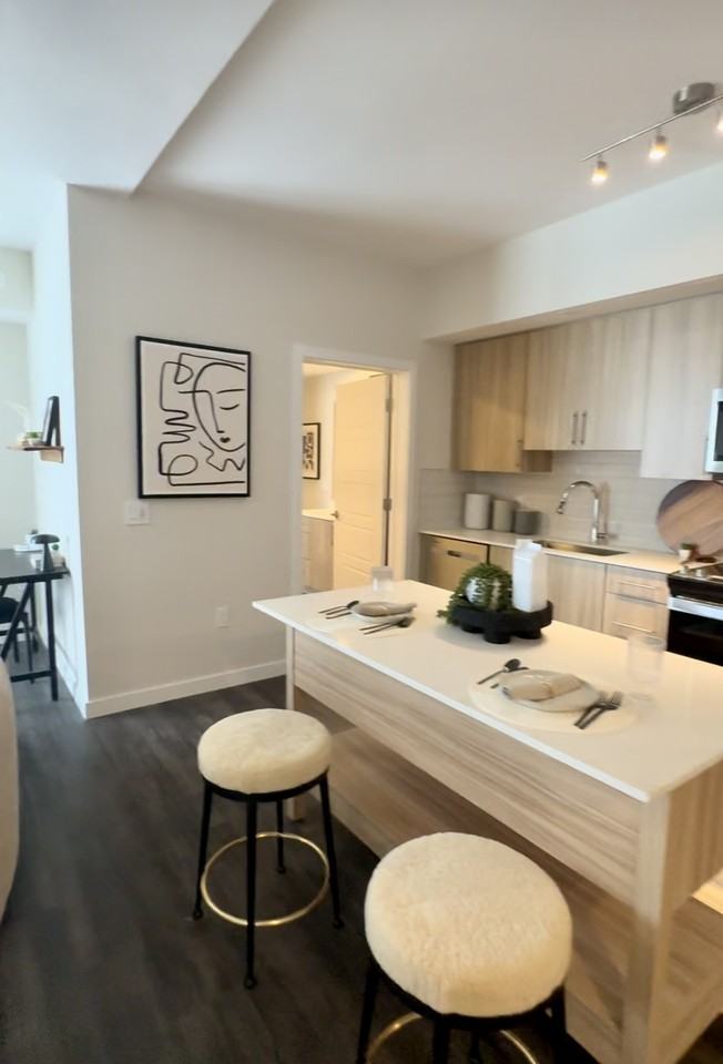 1724 3rd Ave S #2 - Photo 6 of 38