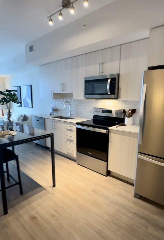 1700 3rd Ave S #2 - Photo 6 of 24