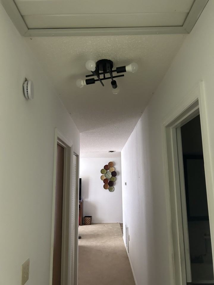 321 E Primrose Ln #NA - Photo 7 of 16