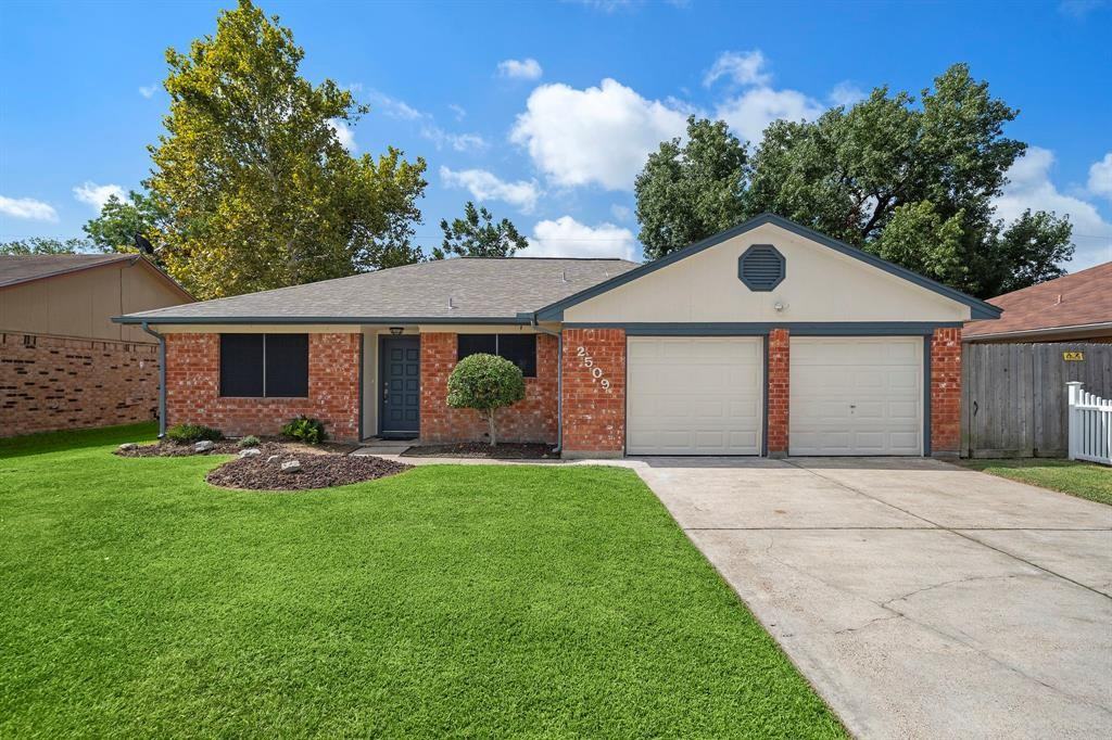 2509 33rd Ave N #NA - Photo 2 of 32