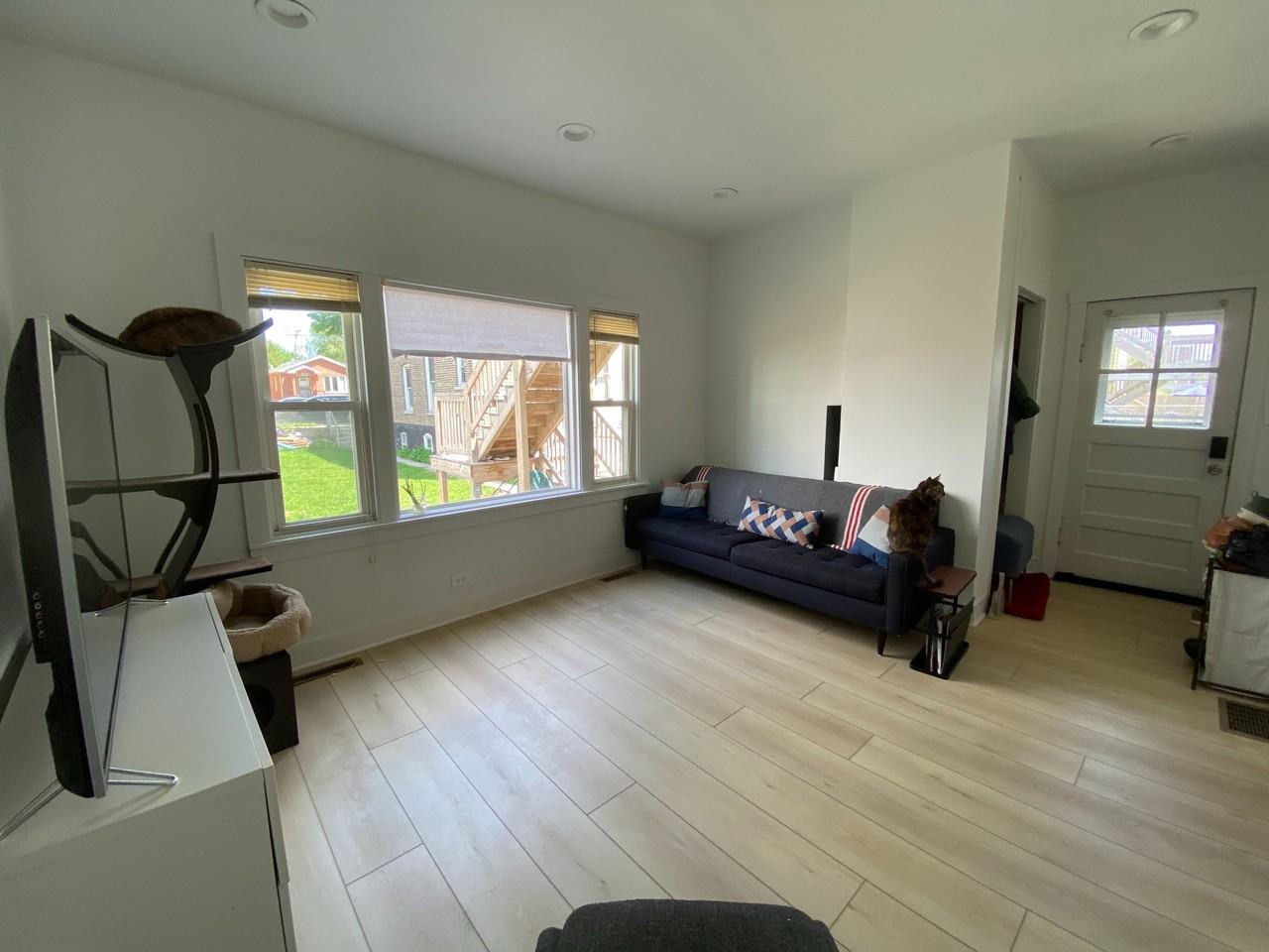 3524 S Winchester Ave #1 - Photo 2 of 8