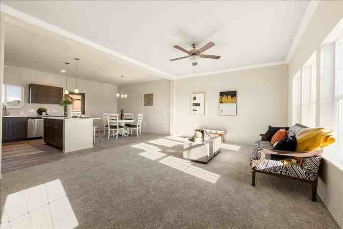 1531 N Bowen Dr - Photo 2 of 10